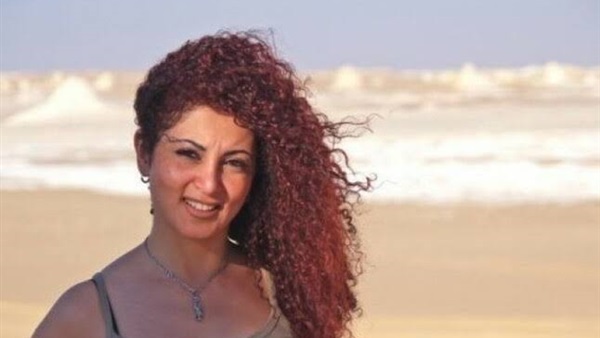 الفنانة رولا محمود