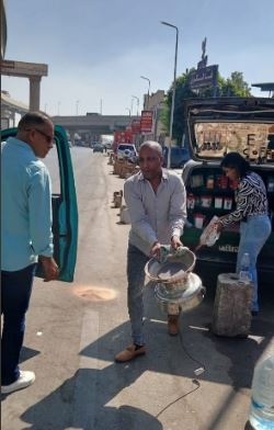 حى النزهة: رفع إشغالات الباعة الجائلين بمحيط محطة مترو عدلى منصور  - 
        بوابة الشروق