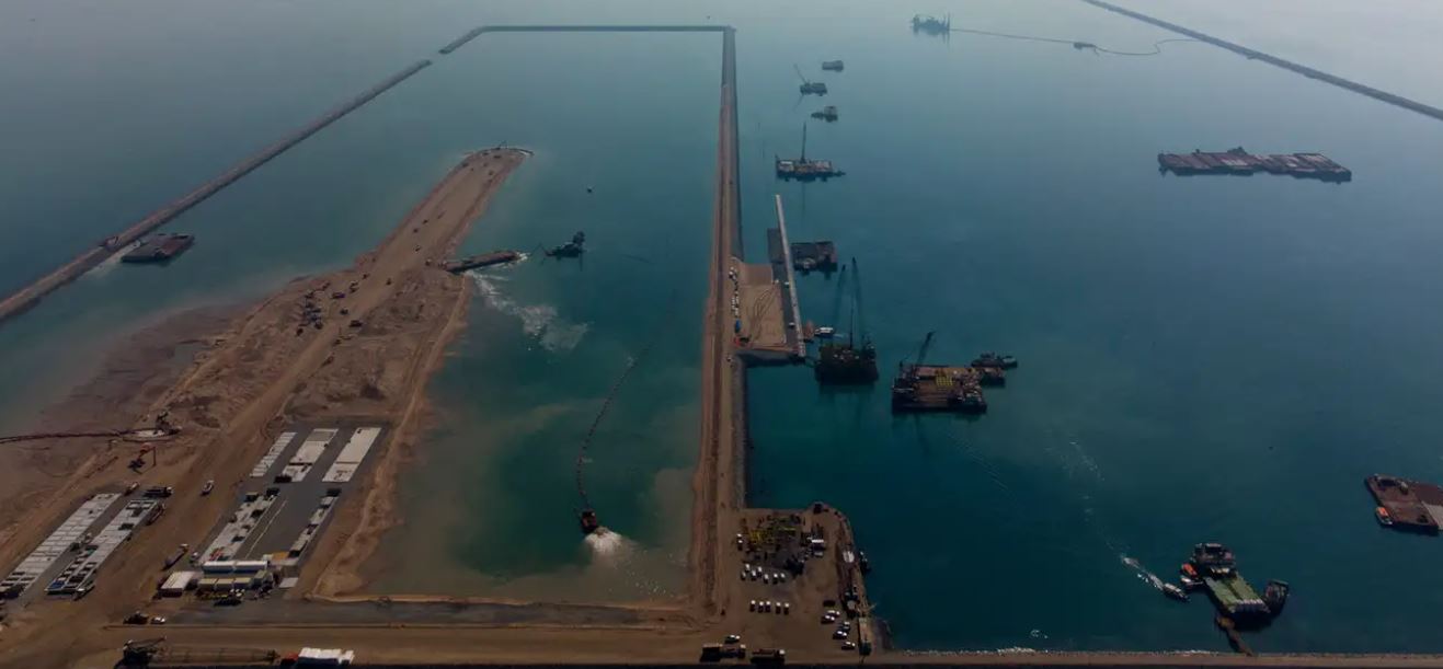 ماذا نعرف عن أزمة العراق والكويت حول الحدود البحرية حتى الآن؟ 