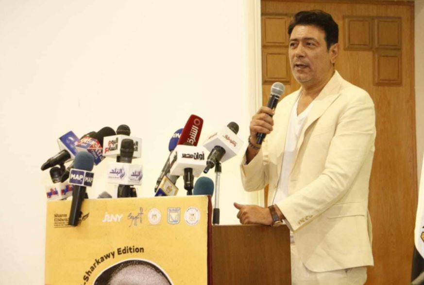 أحمد وفيق