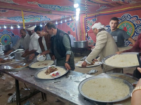 جنوب سيناء.. الضأن والفراشيح والقهوة تزين ولائم القبائل البدوية في الأفراح 