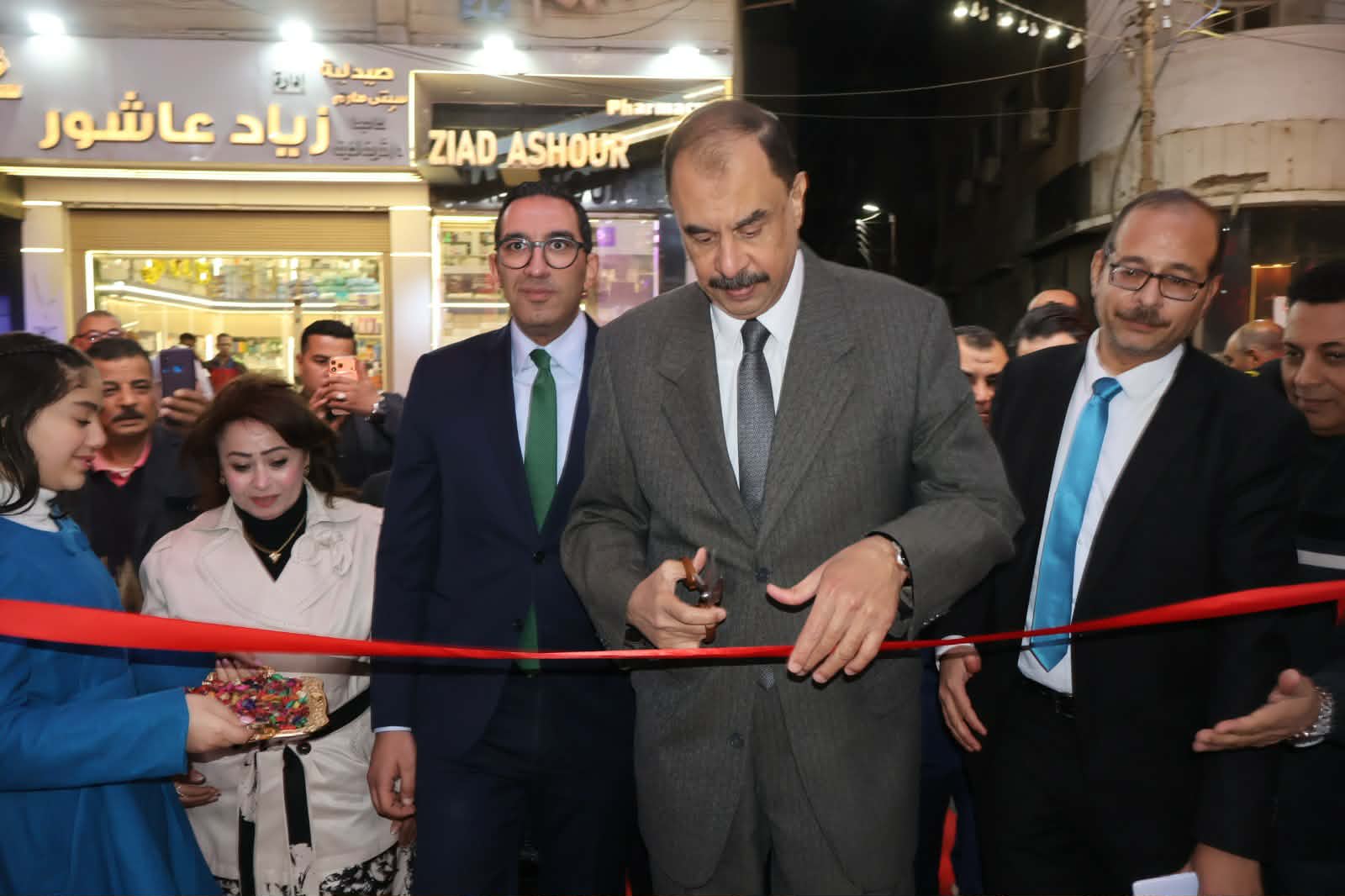 بتخفيضات تصل إلى 30%.. محافظ سوهاج يفتتح معرض صنع في دمياط للأثاث بالنادي البحري 