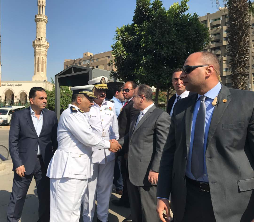 جولة وزير الداخلية على ميادين القاهرة والجيزة