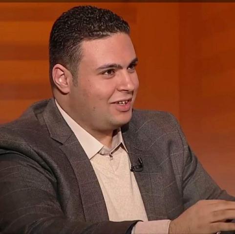 عبد المنعم إمام