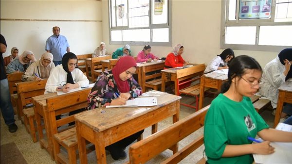 مديرية تعليم البحر الأحمر تشكل غرفة عمليات رئيسية لمتابعة سير امتحانات الشهادة الإعدادية 