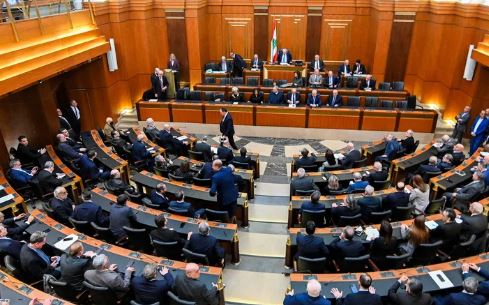 المجلس النيابي اللبناني يستأنف جلسته لاستكمال دراسة وإقرار مشاريع القوانين المدرجة على جدول الأعمال