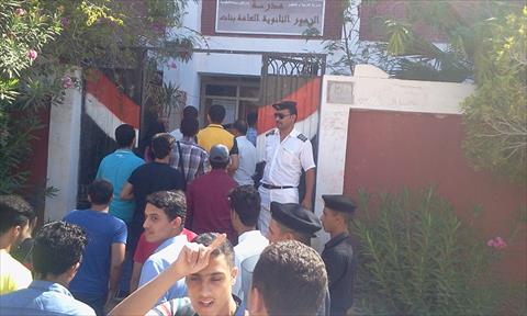 الأمن أمام المدارس