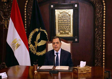 محمود توفيق وزير الداخلية