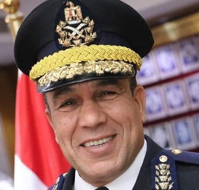اللواء مدحت عبد الرحيم