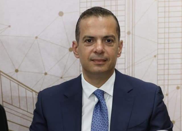 أحمد الوصيف