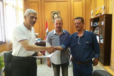 رئيس السكة الحديد يكرم سائق ومساعده لإنقاذهما القطار 244 قبل الاصطدام بسيارة نصف نقل