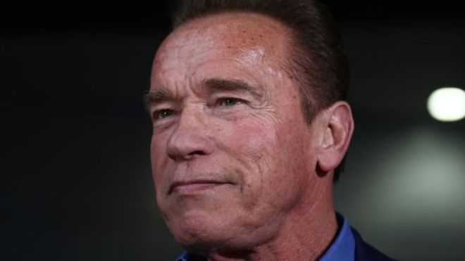 ذكرت تقارير أن أرنولد شوارزنيغر في حالة مستقرة بالمستشفى