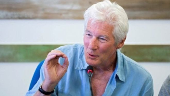 النجم الأمريكي ريتشارد جير