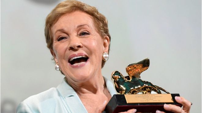 جولي آندروز