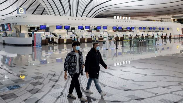توقفت الرحلات الجوية عن العمل في معظم أنحاء الصين بسبب تفشي فيروس كوفيد-19