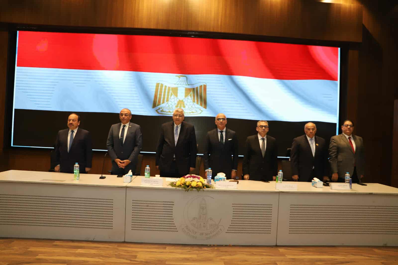 بحضور مستشار رئيس الجمهورية.. تنظيم اليوم السنوي الأول لقسم الباطنة العامة بطب عين شمس 