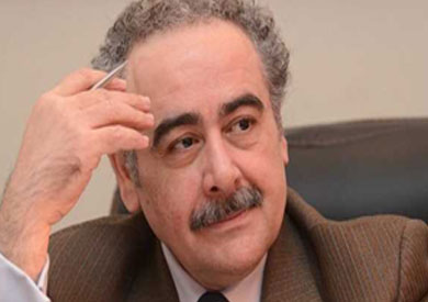 الشاعر الكبير والمفكر علاء عبدالهادي