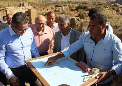 جولة وزير الاثار لمنطقة عرب الحصن