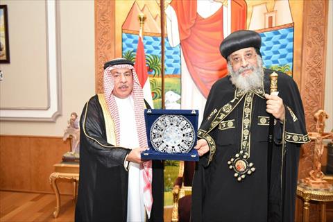 البابا تواضروس يلتقي أمين عام مركز الملك عبدالله للحوار بين الأديان