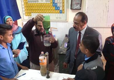 " الزغبى" يشهد يوم " جودة الانشطة المدرسية" بمدرسة الشهيد ابراهيم الرفاعى بطور سيناء