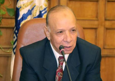 محافظ القاهرة عاطف عبد الحميد
