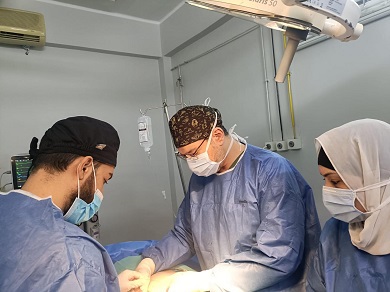 مستشفى دار السلام بالقاهرة تنجح في إجراء تدخل جراحي دقيق لإصلاح جدار بطن مريضة 
