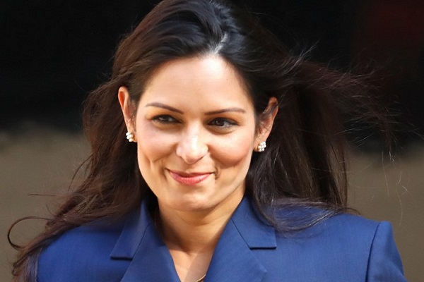 وزير ة الداخلية البريطانية