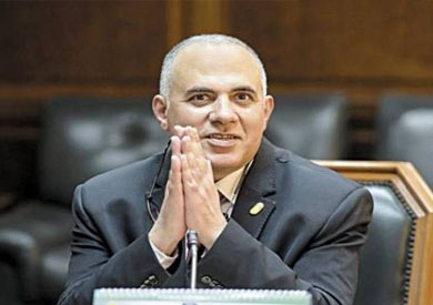 محمد عبد العاطي وزير الري