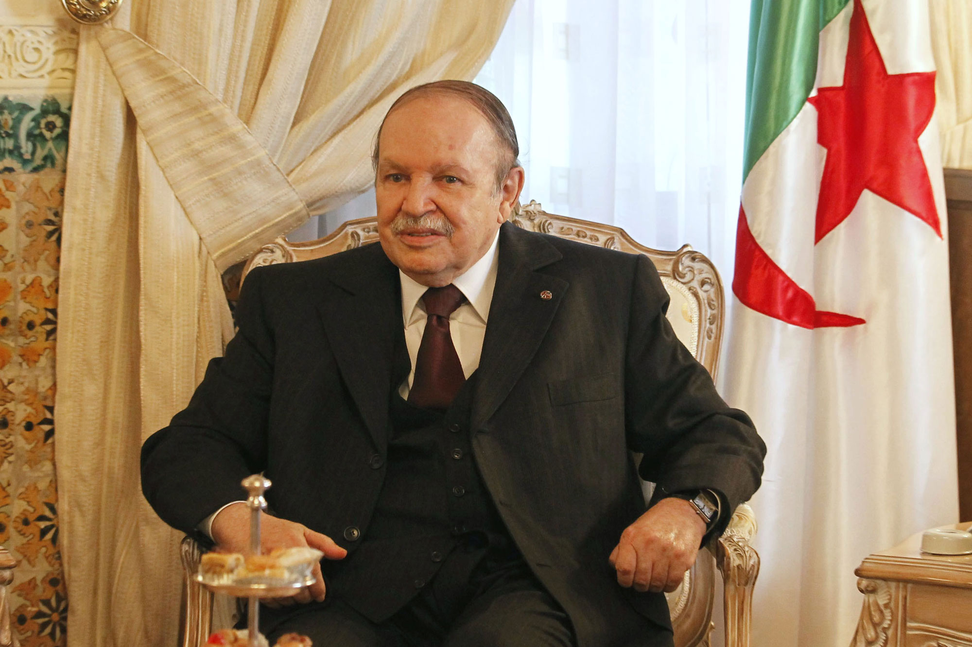 الرئيس الجزائري - عبد العزيز بوتفليقة