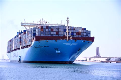 عبور 150 سفينة فى قناة السويس بحمولات 10.8 مليون طن خلال 3 أيام