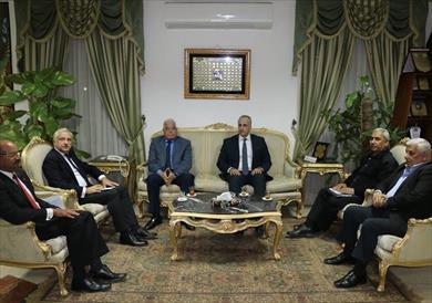 مباراة كرة قدم بين فريق بيلا روسيا ونادي جنوب سيناء على ملعب مدينة الشباب والرياضة بشرم الشيخ