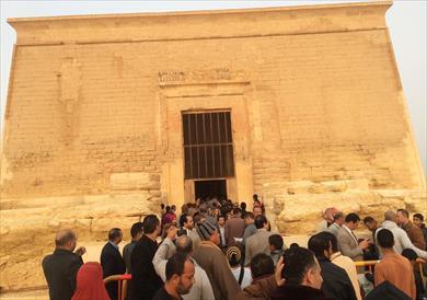 احتفال محافظة الفيوم بتعامد الشمس على قدس الاقداس