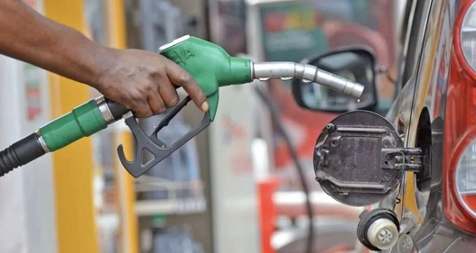 الحكومة تنفي وجود أسعار جديدة للمنتجات البترولية بعد إقرار زيادتها