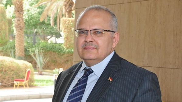 رئيس جامعة القاهرة الدكتور محمد عثمان الخش