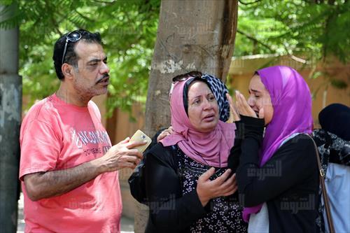 تصوير اسلام صفوت -امتحانات الفيزياء