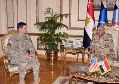 صدقي صبحي يستقبل جوزيف فوتيل قائد القيادة المركزية الأمريكية‎