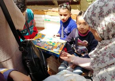 كلية الفنون التطبيقية تحتفل بيوم اليتيم