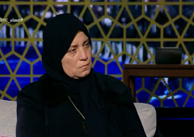 والدة الشهيد المقدم شريف محمد عمر