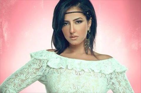 الفنانة حنان مطاوع