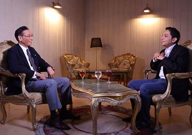 سوجيتا هيروتشي مع الإعلامي أحمد فايق