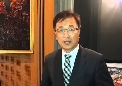 مدير المركز الثقافي الكوري بارك جاي يانج