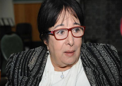 الفنانة سميرة عبد العزيز