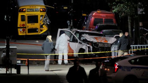 منفذ الهجوم كان يقيم في الولايات المتحدة بصفة قانونية