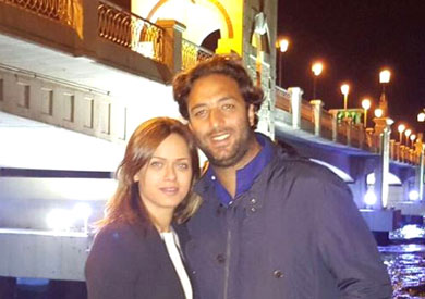 أحمد حسام ميدو وزوجته يسرا الليثي