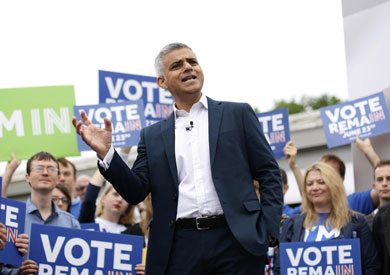 عمدة لندن صادق خان