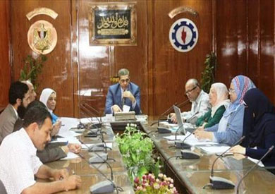 سكرتير عام محافظة السويس المتهم