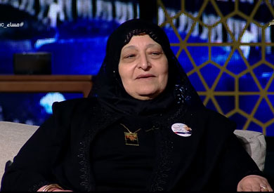 والدة الشهيد أحمد حسين