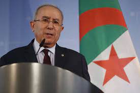 وزير خارجية الجزائر: ليبيا تشهد تقدمًا وإنجازات مُعتبرة.. لكن التحديات قائمة - بوابة الشروق - نسخة الموبايل