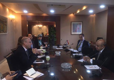 راشد يلتقي رئيس اتحاد شركات السياحة الإيطالية