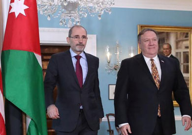 وزير الخارجية الأردني أيمن الصفدي ونظيره الأمريكي مايك بومبيو